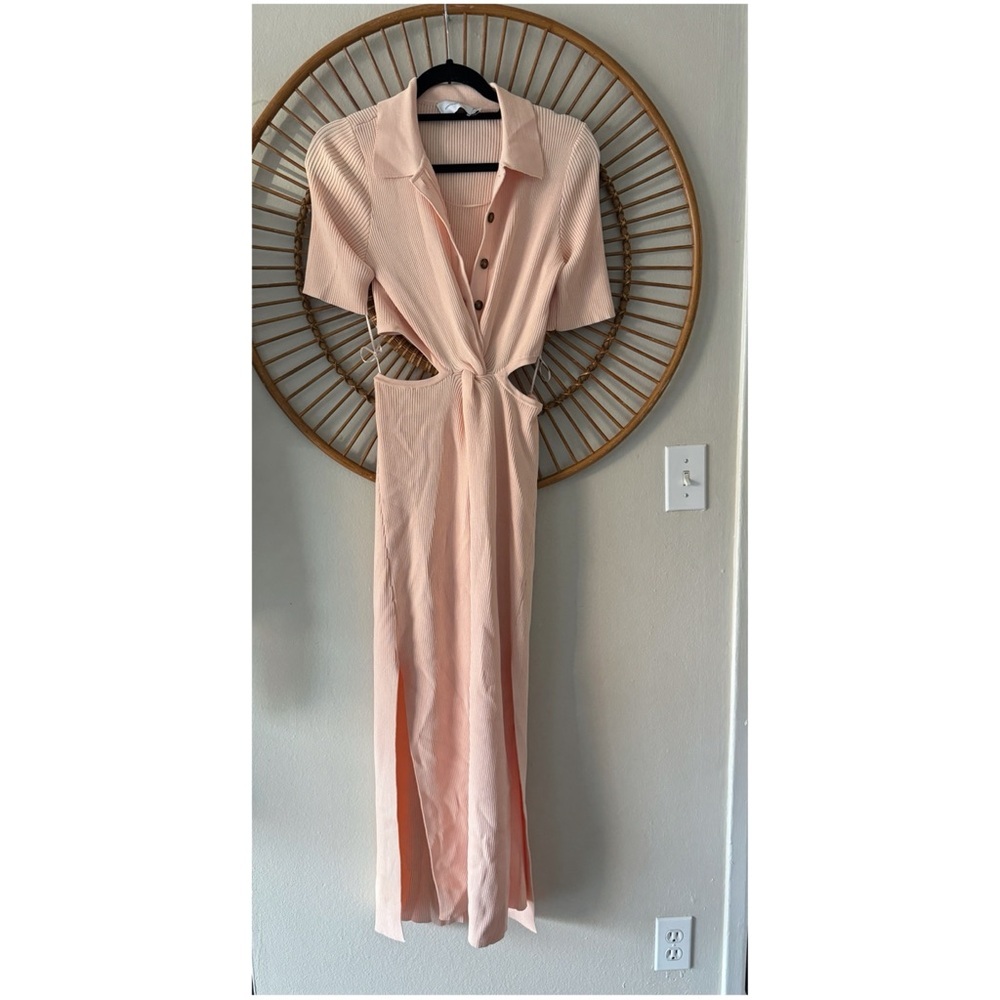 Significant Other Delta Knit Dress in Apricot size 6 - Picture 3 of 11